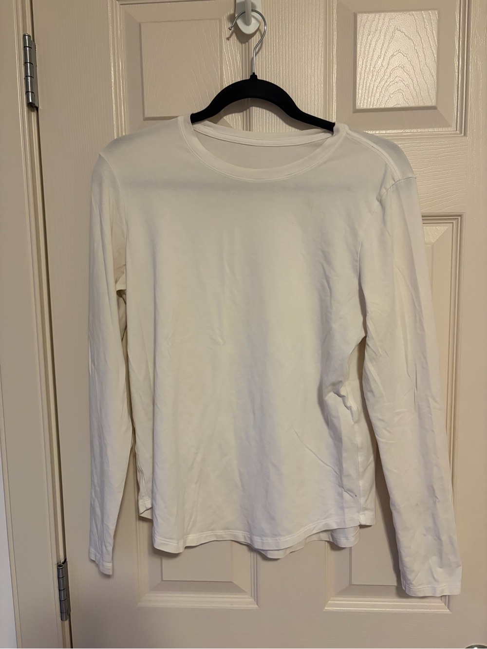 🐢 LULULEMON - Size Medium White Long Sleeve